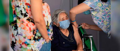 Chile es país que más rápido vacuna contra COVID-19 pese colapso sanitario por coronavirus Chile se convierte en el país que más rápido vacuna contra la COVID-19 en el mundo