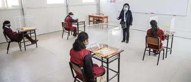 Clases presenciales 2021: Estos colegios reabrirían sus aulas este 15 de abril Clases presenciales 2021: Estos colegios reabrirían sus aulas este 15 de abril