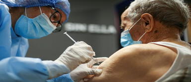 Enfermera que aplicó ‘vacuna vacía’ se pronuncia: “Un error lo comete cualquiera” Enfermera que aplicó ‘vacuna vacía’ se pronuncia: “Un error lo comete cualquiera”