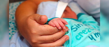 Estados Unidos: bebé nació con anticuerpos COVID-19 asombra al mundo Una bebé nació con anticuerpos contra la COVID-19 en Estados Unidos