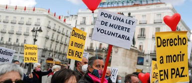 España se convierte en el cuarto país europeo en legalizar la eutanasia y el suicidio asistido España se convierte en el cuarto país europeo en legalizar la eutanasia y el suicidio asistido