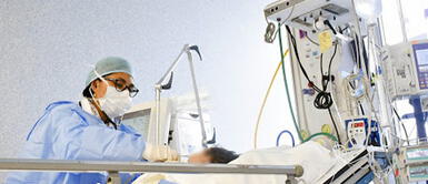 Niños internados en UCI permanecen entre 7 y 10 días hasta su recuperación Niños internados por COVID-19 en UCI permanecen entre 7 a 10 días