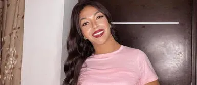 Dayanita da cátedra de estilo con enterizo baby blue Dayanita exhibe la elegancia del baby blue con un romántico enterizo de verano