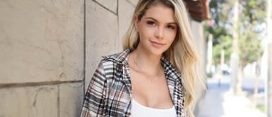 Brunella Horna Brunella Horna realiza hit de moda con falda 'mixed-print' en tendencia