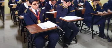 Adolescentes de Carabayllo ingresan a la UNI con altos puntajes Adolescentes de Carabayllo ingresan a la UNI con altos puntajes