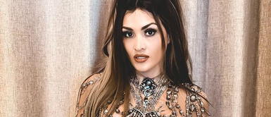 Michelle Soifer luce traje sastre Michelle Soifer revoluciona su estilo con un vigoroso y osado traje sastre beige