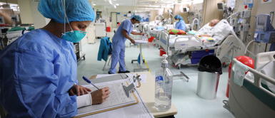 Desde que inició el año, las muertes por coronavirus han aumentado cada mes en Lambayeque. Foto: referencial/Andina Lambayeque en alerta por aumento de muertes por COVID-19 y hospitales en su máxima capacidad