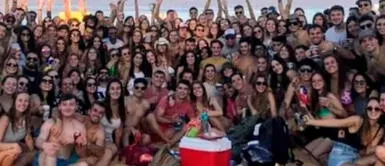COVID-19 Argentina: 200 estudiantes de Medicina armaron fiesta en pandemia de coronavirus Argentina: 200 estudiantes de Medicina realizaron una fiesta en plena pandemia de COVID-19
