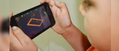 Niños pueden desarrollar ojo seco tras permanecer largas horas en aparatos móviles según INSN Breña Menores pueden desarrollar ojo seco por largas horas frente a celulares y computadoras, alerta oftalmóloga