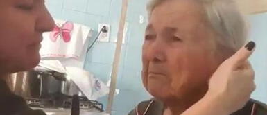 Abuela con Alzheimer reconoció por un momento a su nieta y le dijo Abuela con Alzheimer reconoció por un momento a su nieta y le dijo "te amo"