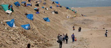Ciudadanos se establecieron con carpas en el Morro Solar de Chorrillos. Fotos: Marco Cotrina/La República Morro Solar de Chorrillos: 5 mil invasores se encuentran alojados en zona intangible