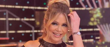 Gisela Valcárcel deslumbra con vestido metálico con temática de luceros Gisela Valcárcel deslumbra con imponente vestido metálico con temática de luceros