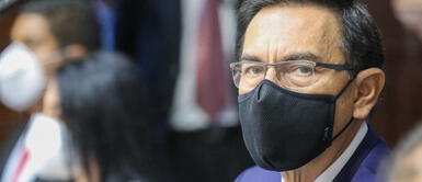 Martín Vizcarra es inhabilitado por 10 años y no será congresista pese a ser el más votado Martín Vizcarra es inhabilitado por 10 años y no será congresista pese a ser el más votado