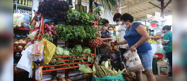COVID-19 Perú: Minsa afirma que coronavirus puede estar suspendido en el aire en espacios cerrados y sin ventilación Virus de la COVID-19 puede permanecer suspendido en el aire en espacios cerrados y sin ventilación, advierte Minsa