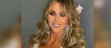 Hija de Ducelia Echevarría y vestido floral Hija de Ducelia Echevarría se deja fascinar por la moda vintage con armonioso vestido