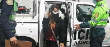 Hecho sucedió en hospital Carrión de Huancayo Detienen a mujer que ofrecía camas UCI a 4 mil soles en la puerta de hospital