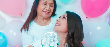 Tula Rodríguez se conmueve al recordar a su madre con canciones Tula Rodríguez se conmueve al recordar a su madre con canciones