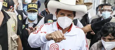 El primer debate entre Pedro Castillo y Keiko Fujimori se llevó a cabo en Chota, Cajamarca, este 1 de mayo. Foto: Aldair Mejía/La República Pedro Castillo: "delincuentes trabajarán construyendo puentes, carreteras, escuelas y hospitales"