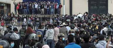 COVID-19 Perú: Colegio Médico del Perú muestra desazón por aglomeraciones tras debate presidencial en Chota Decano del Colegio Médico se muestra alarmado por aglomeraciones en el debate presidencial de Chota