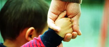 Hijos no reconocidos: con un simple trámite padres podrán ser obligados a firmar a sus vástagos ¿Cómo se puede obligar a los padres a reconocer a sus hijos sin abogados y exigir una pensión de alimentos?