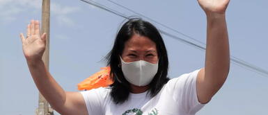 Keiko Fujimori le pide a Pedro Castillo que deje que Vladimir Cerrón exponga sus ideas Keiko a Castillo: “Si no tiene los pantalones para debatir, permita al señor Cerrón que salga a exponer las ideas”