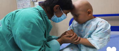 Mamita recibe el mejor regalo de su vida: su hijo de 4 años vence el cáncer Mamita recibe el mejor regalo de su vida: su hijo de 4 años venció al cáncer