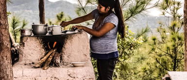 Durante la adolescencia, la maternidad no es un tema romántico. La adolescencia no es una etapa para la maternidad