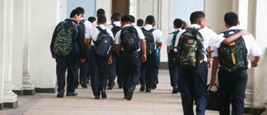 Año Escolar 2021: Estudiantes tendrán 4 periodos vacacionales, según Minedu Año Escolar 2021: Estudiantes tendrán 4 periodos vacacionales, según Minedu