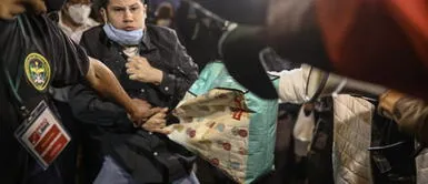 Todo empezó porque simpatizantes de Fuerza Popular llegaron con polos que decían Simpatizantes de Perú Libre y Fuerza Popular se pelearon en exteriores de la Casa del Maestro