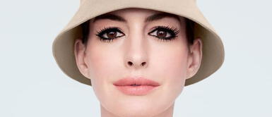 Anne Hathaway Anne Hathaway marca tendencia con práctico peinado que nos sacará de apuros