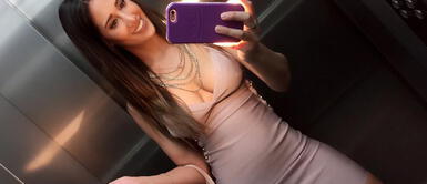 Tepha Loza Tepha Loza luce encantadora con tonalidad que se apodera de nuestra wishlist