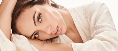 Natalie Vértiz Natalie Vértiz junto a su madre derrochan elegancia con slinky dresses