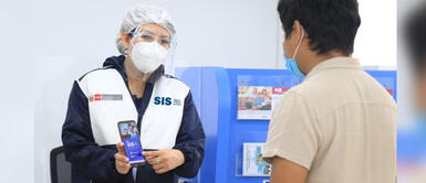 Gobierno de Francisco Sagasti autoriza afiliar al SIS a todo peruano que no cuente con seguro de salud ¡Ya es oficial! Autorizan afiliar al SIS a toda persona peruana que no cuente con seguro de salud