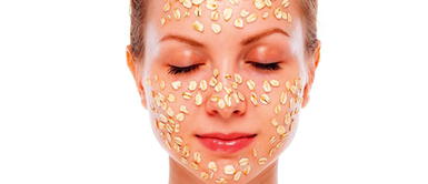 Cuida tu piel con aceites vegetales que nutren y regulan la grasa de tu rostro. Cuida tu piel con aceites vegetales que nutren y regulan la grasa de tu rostro