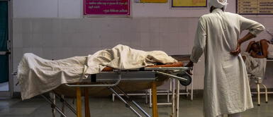 India: Anciana "muere" de COVID-19, pero despierta antes de ser cremada India: Anciana "muere" de COVID-19, pero despierta antes de ser cremada