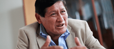 Juan Pari es integrante del equipo de trabajo del candidato a la presidencia por Perú Libre, Pedro Castillo. Foto: La República Juan Pari de Perú Libre: "Los peruanos no están esperando regalitos ni tápers, los peruanos quieren trabajo"