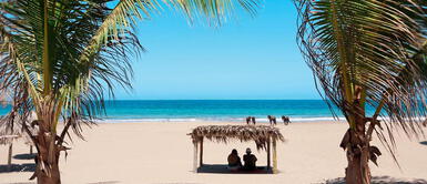 Los bañistas podrán acudir a las playas, como Punta Sal, en la región Tumbes, a partir del 1 de junio Reactivación turística: desde el 31 de mayo se permitirá acceso a las playas