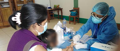 Hospital Perú de EsSalud brinda atención médica especializada a pobladores del VRAEM Hospital Perú de EsSalud brinda atención médica COVID-19 a pobladores del VRAEM