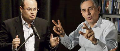 Pedro Francke reta a Luis Carranza Pedro Francke pide a Carranza un debate sobre economía y se viraliza #CarranzaNoTeCorras