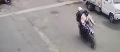 Los vecinos de la urbanización María Auxiliadora denuncian que los robos son constantes. Foto: captura de 24 Horas Los vecinos de la urbanización María Auxiliadora denuncian que los robos son constantes. Foto: captura de 24 Horas