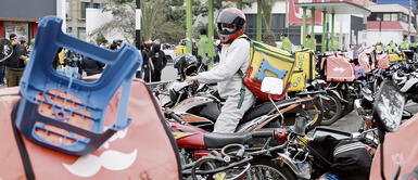Repartidores. En el país hay alrededor de 46.000 trabajadores de delivery por aplicativo. Foto: John Reyes / La República Aprueban predictamen para que repartidores de aplicativo tengan beneficios laborales