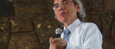 Modesto Montoya, integrante del equipo técnico de Perú Libre, asegura que Vladimir Cerrón no quiere que Pedro Castillo sea presidente Modesto Montoya: “Cerrón, aparentemente, no quiere que Castillo sea presidente”