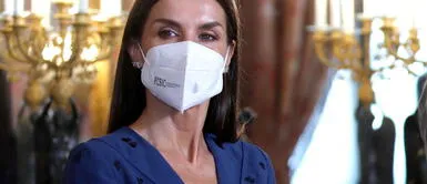 Reina Letizia Si eres fanática de las mariposas este vestido de la Reina Letizia te encantará