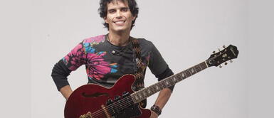 Pedro Suárez Vértiz pidió no votar en blanco por el bien de nuestro país Pedro Suárez Vértiz pidió no votar en blanco por el bien de nuestro país