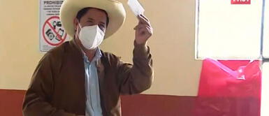 Pedro Castillo se queda en Tacabamba. Castillo recibirá en Cajamarca el flash electoral: "No voy a estar en Lima por la salud de mis padres"