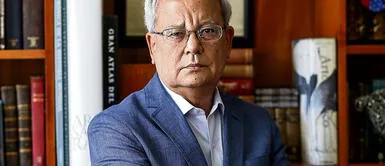 César Hildebrant expresó su total desacuerdo con Keiko Fujimori y aseguró que a la lideresa de Fuerza Popular no le interesa el Perú. Hildebrandt a Keiko: "Está jugando con fuego como su papito. A usted no le interesa el país"