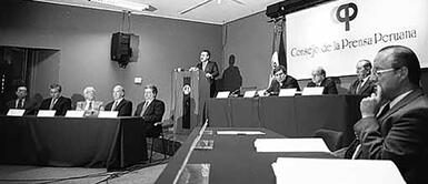 Piden a Tribunal de Ética pronunciarse por graves hechos en canales 4 y N Piden a Tribunal de Ética pronunciarse por graves hechos en América Televisión y Canal N