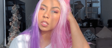 Angélica Soto de 'lossiblings' nos muestra una forma de llevar el 'two tone hair'. Angélica Soto de 'lossiblings' y su cabello bicolor llevan los tintes de fantasía a otro nivel