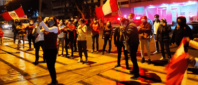 Protesta Fujimorista en casa de fiscal José Domingo Pérez Protesta Fujimorista en casa de fiscal José Domingo Pérez