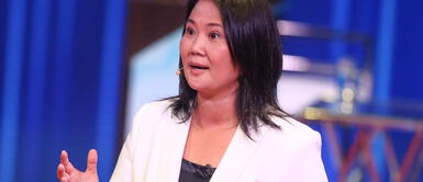 Keiko Fujimori continúa insistiendo en la revisión de las actas Keiko Fujimori insiste en la revisión de las actas: "No nos vamos a rendir"